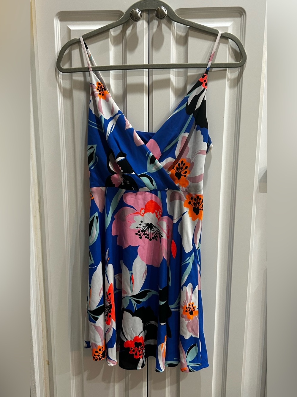 Express Blue Floral Faux Wrap Mini Dress XS Spaghetti Strap Fit & Flare Lined